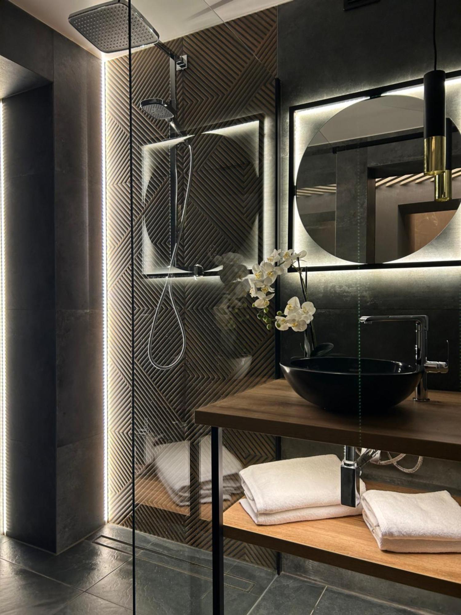 Leo Apartment Suite & Private Spa Zone - Old City Bratislava Exterior foto