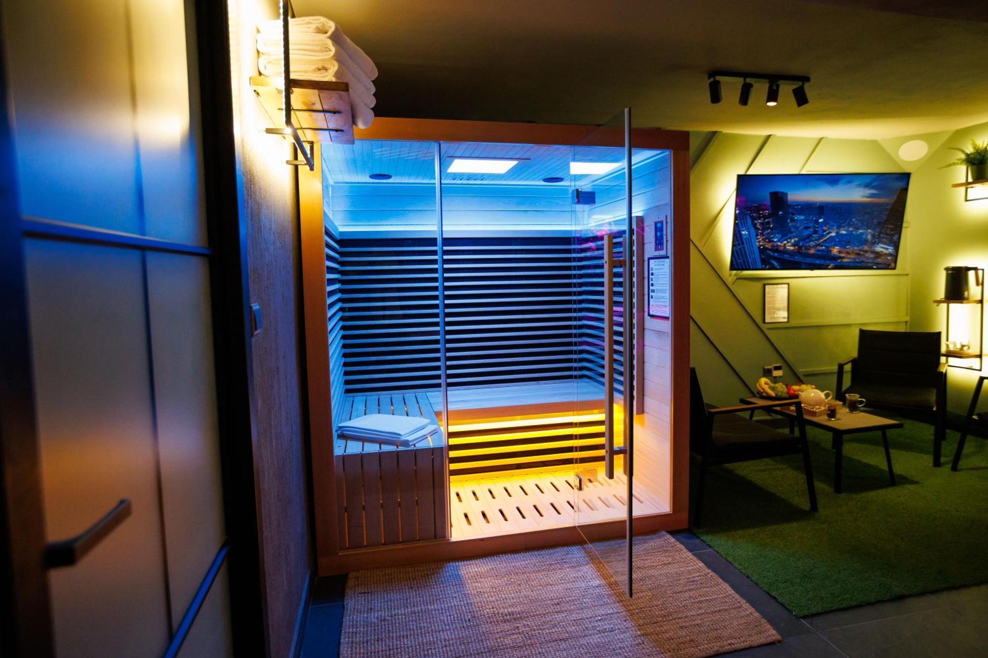Leo Apartment Suite & Private Spa Zone - Old City Bratislava Exterior foto